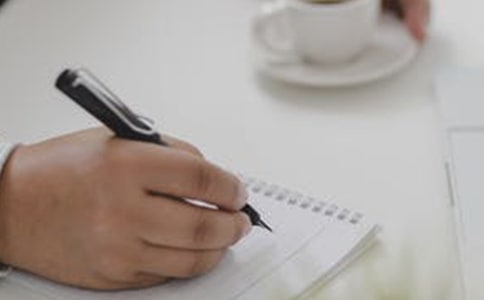 優(yōu)秀成長的作文精選(5篇)